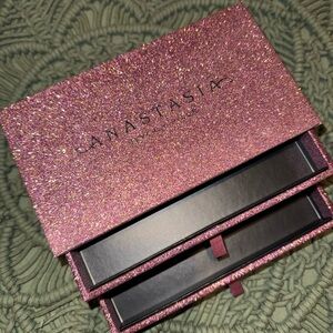 Anastasia Beverly Hills Glitter Box